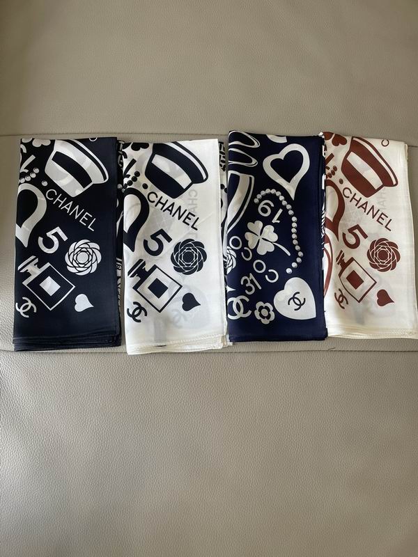 Chanel silk scarf 53X53cm E08 (9)
